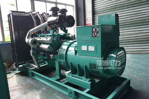 機油過多有哪幾種損害,應加多少柴油發電機機油適宜?